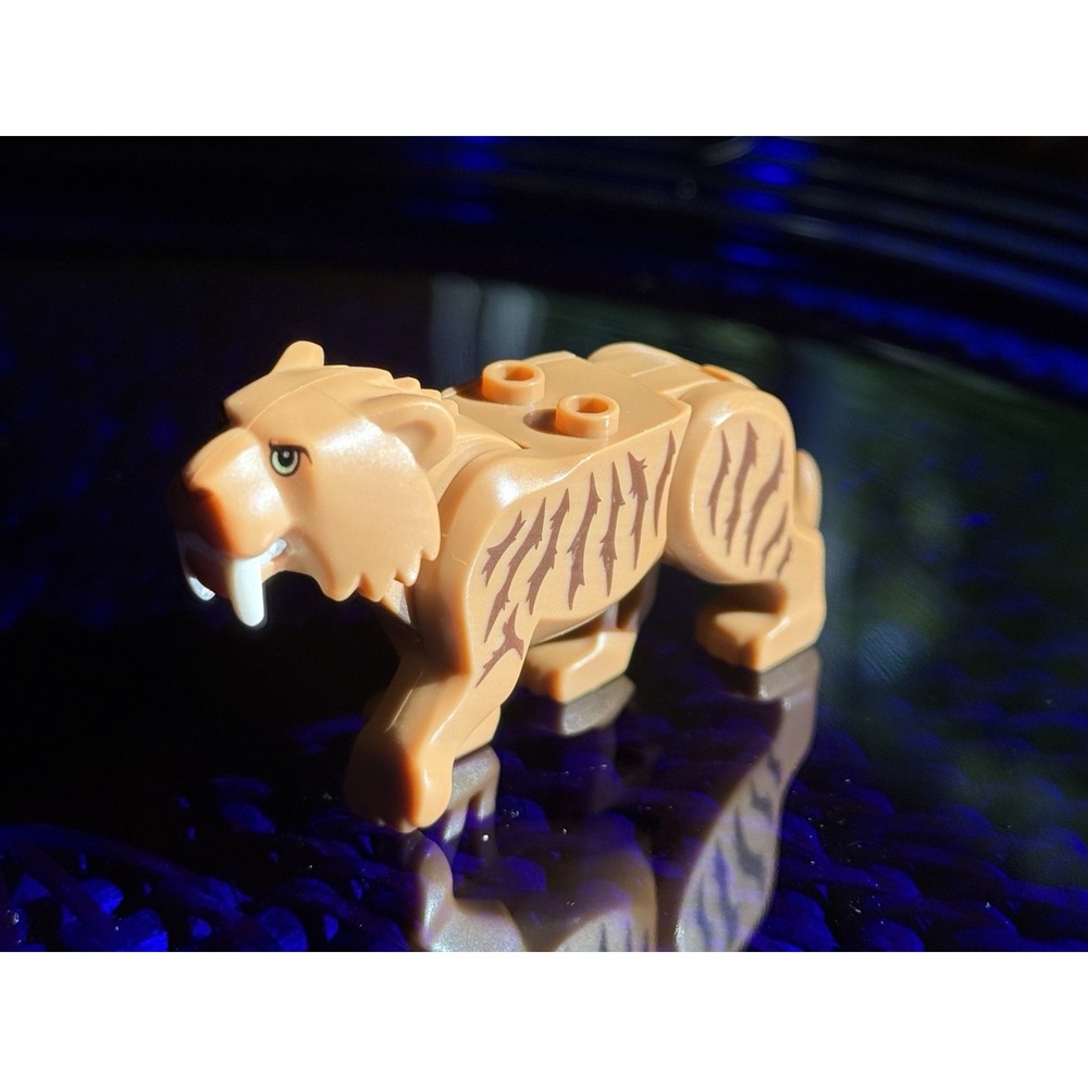 LEGO Saber Tooth Tiger Arctic 60193 60196 Genuine Animal 2018